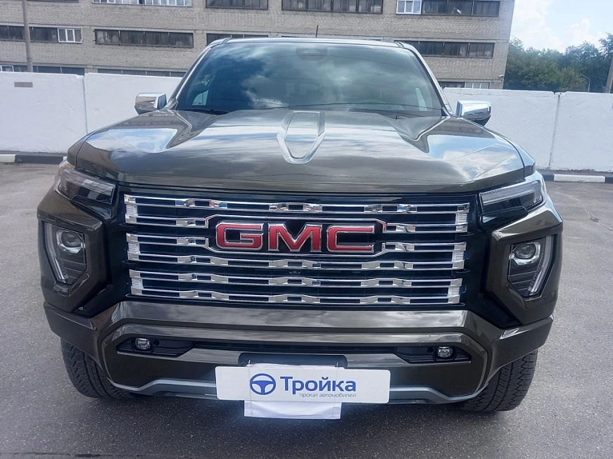 Прокат GMC Canyon III в Москве