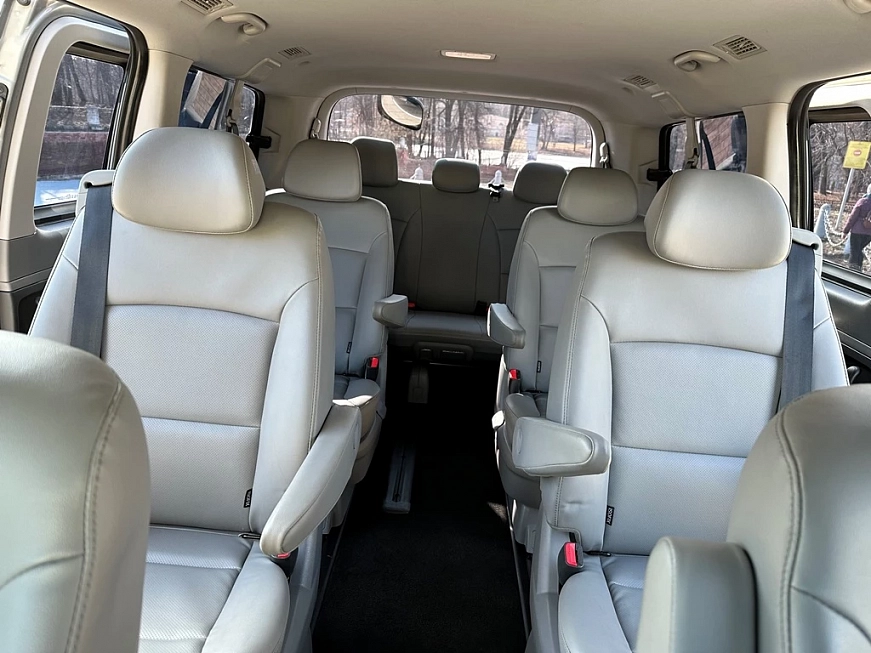 Hyundai Grand Starex 9 мест 4x4 напрокат