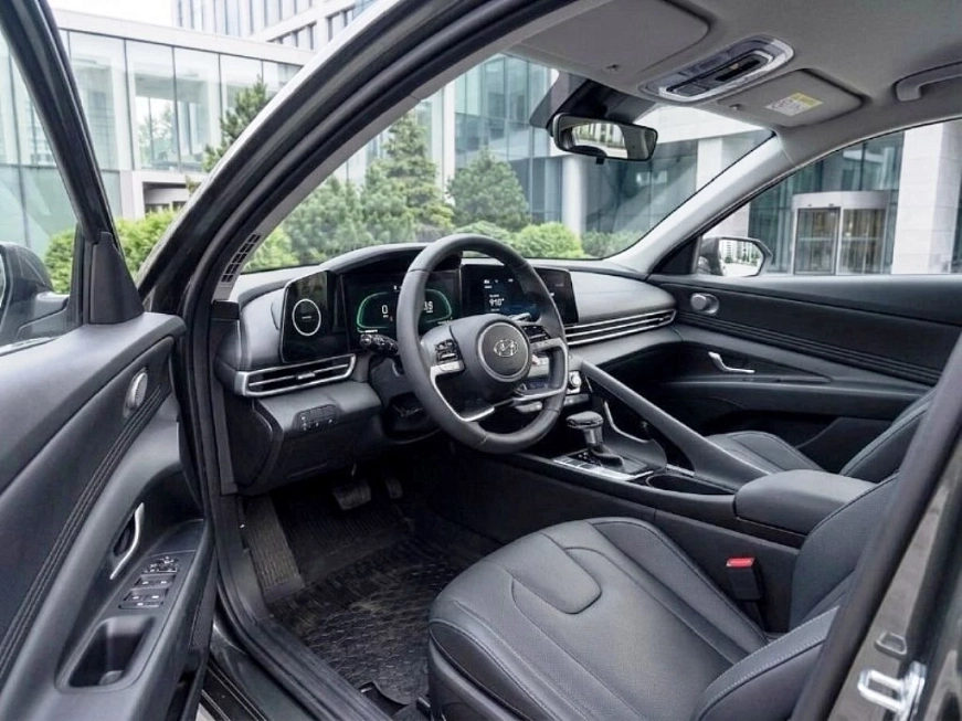 Hyundai Elantra автопрокат