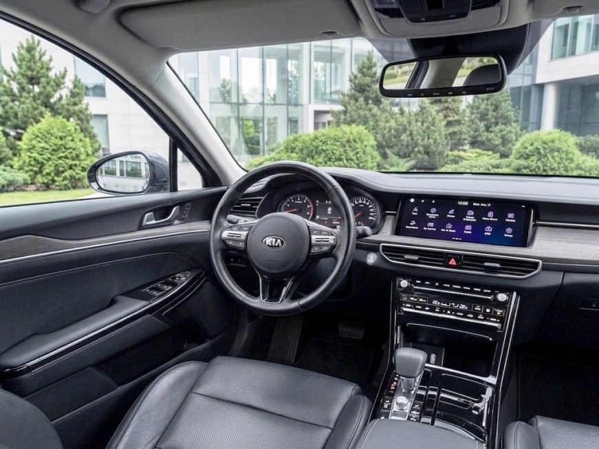 Kia K7 Prestige автомобиль в аренду