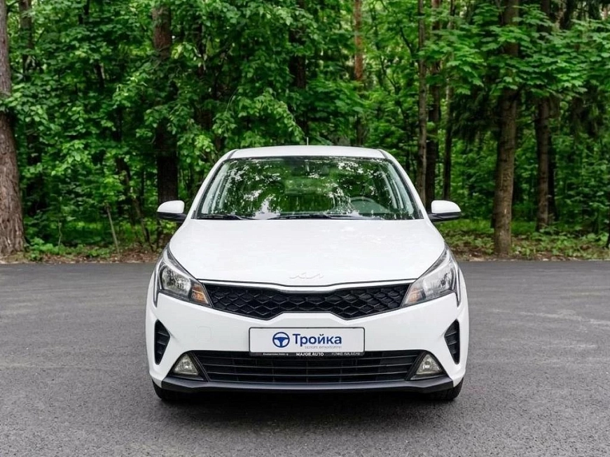 Прокат Kia Rio IV 1.6  Comfort rest. в Москве