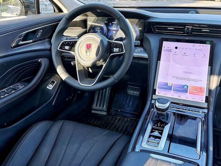 HONGQI H5 Deluxe+ цена аренды