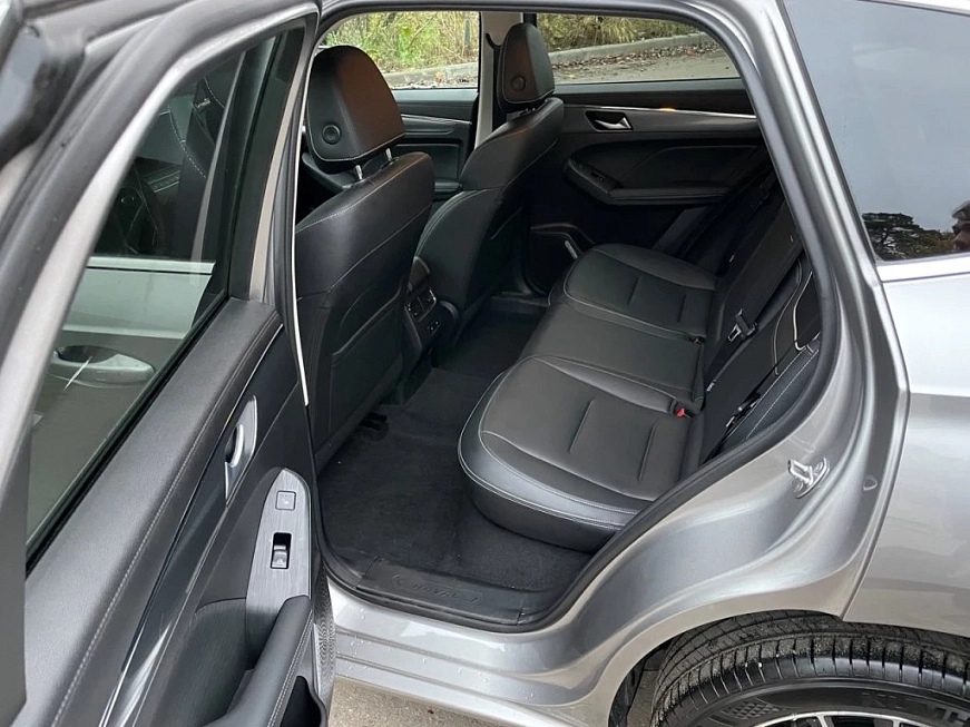 Haval Jolion Premium 4WD цена аренды