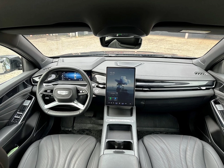 Geely Preface Flagship взять машину в аренду