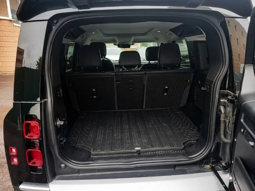 Land Rover Defender автомобиль в аренду