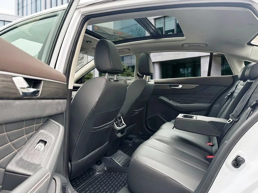 Dongfeng Shine Max  прокат