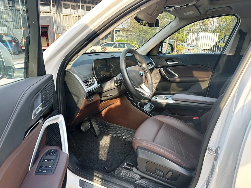 BMW X1  аренда в Москве
