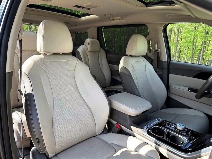 KIA Carnival IV 9 мест  автомобиль в аренду