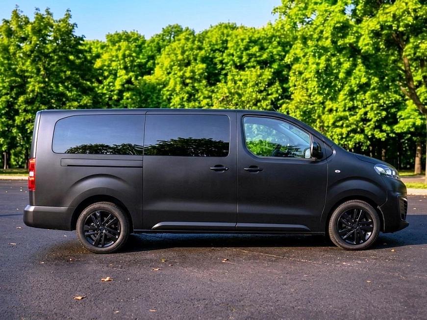 PEUGEOT Traveller  напрокат