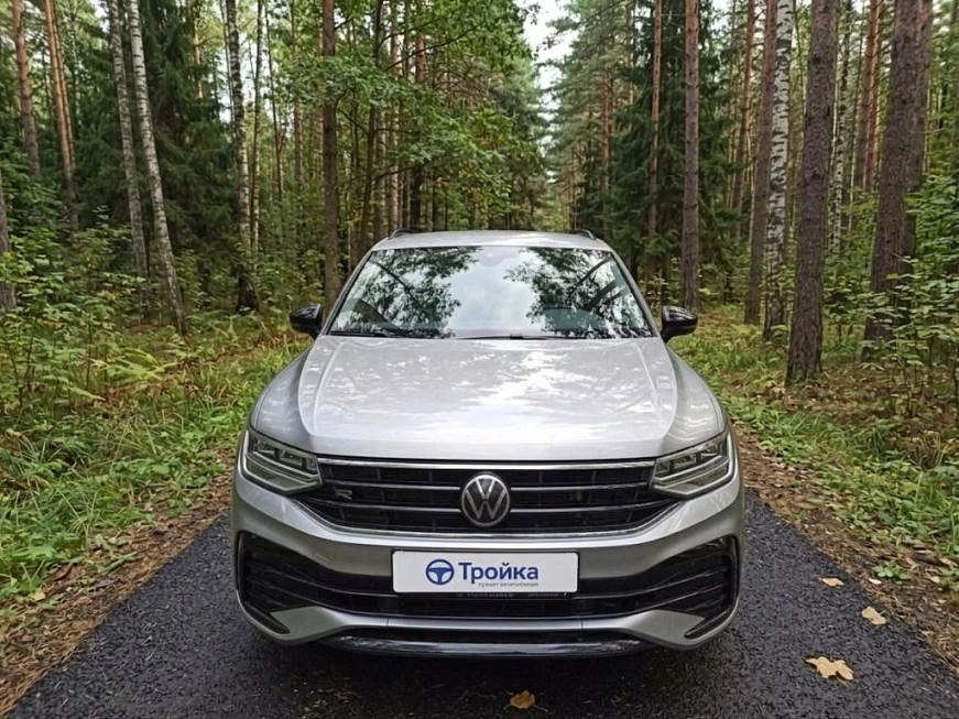 Volkswagen Tiguan R Line 2.0 взять машину в аренду