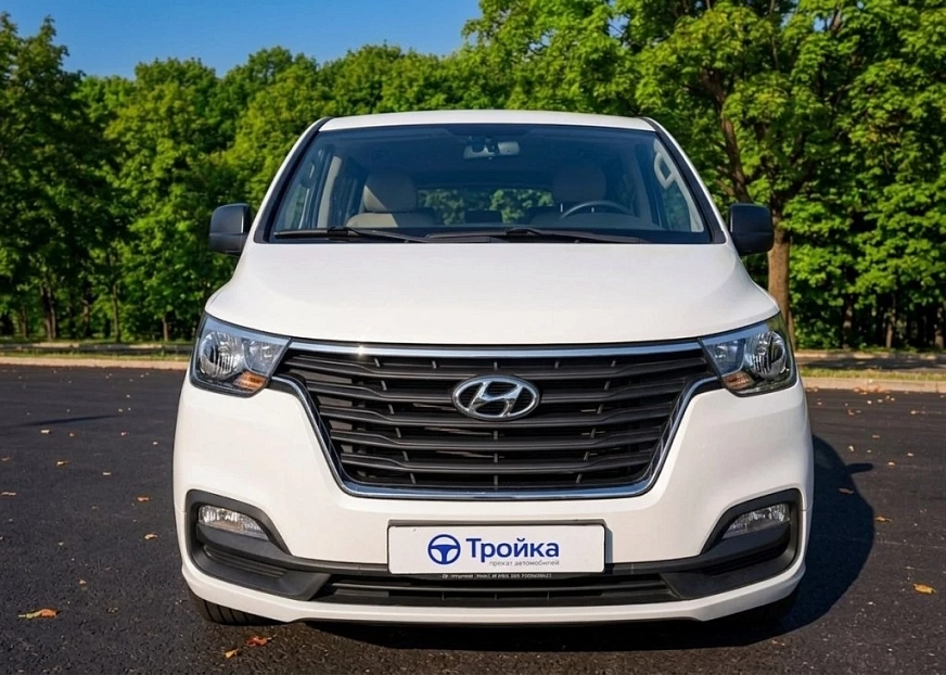 Hyundai Grand Starex 7 мест 4x4 автомобиль в аренду