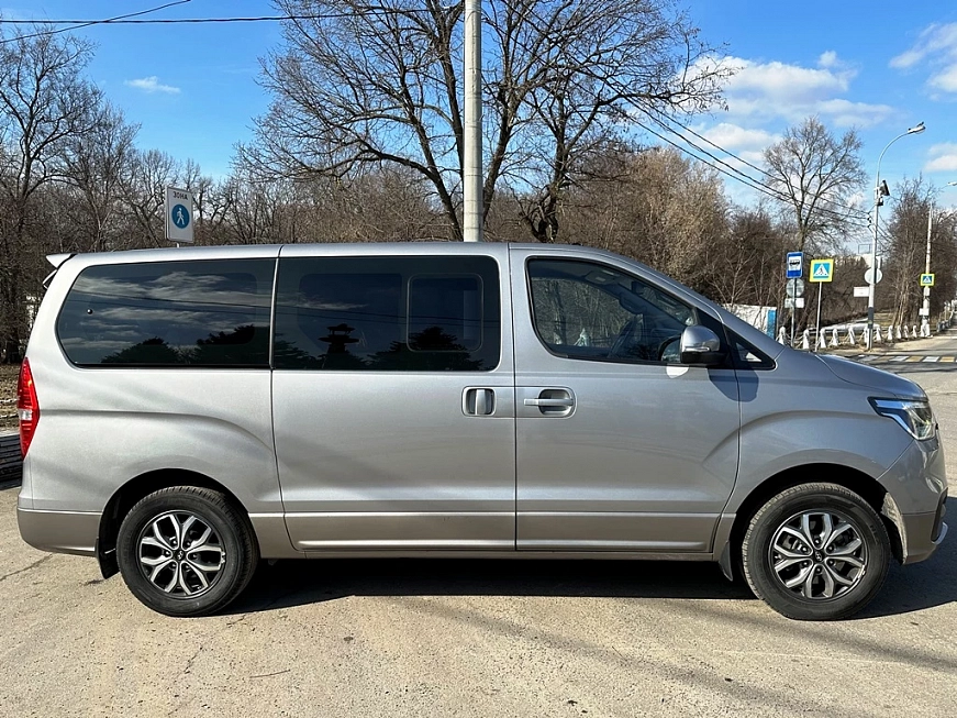 Hyundai Grand Starex 9 мест 4x4 цена аренды
