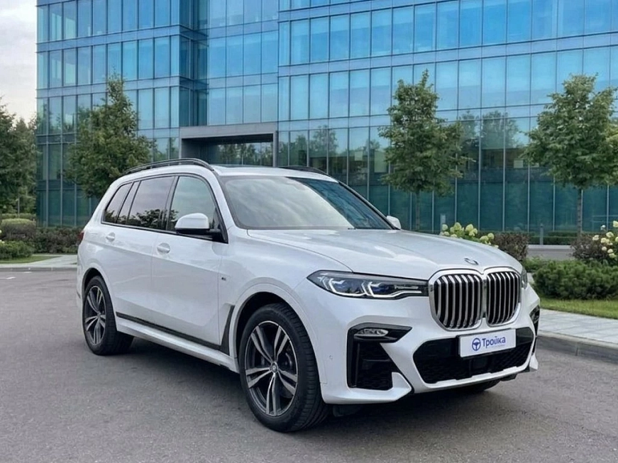 BMW X7 M Sport Pro взять машину в аренду