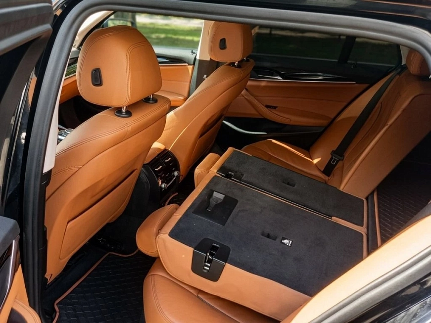 Прокат BMW 520i rest. универсал в Москве