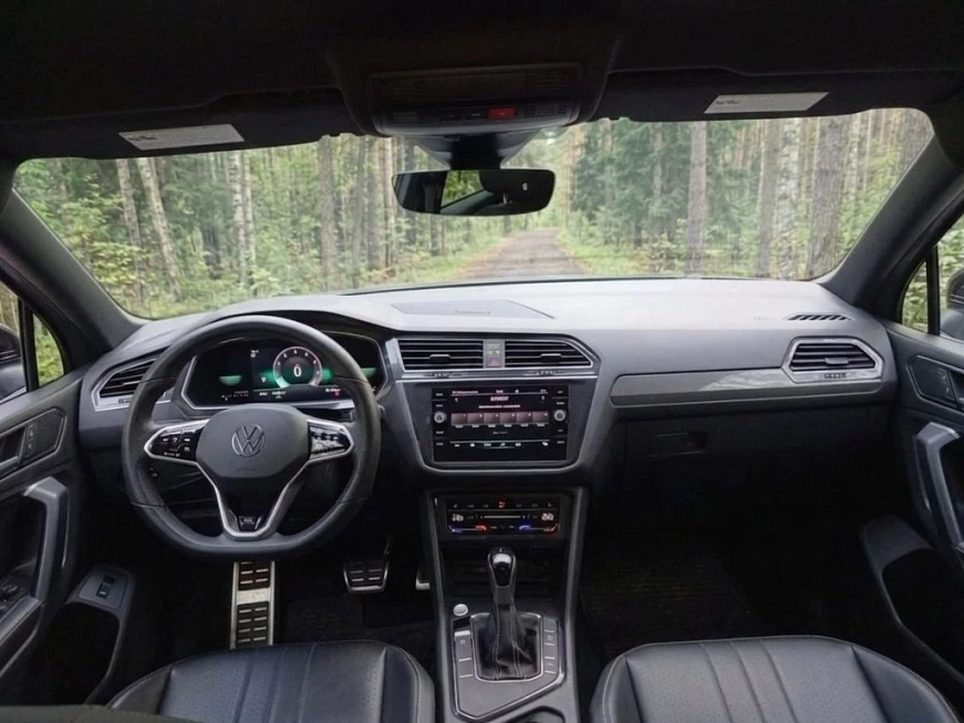 Volkswagen Tiguan R Line 2.0 автопрокат
