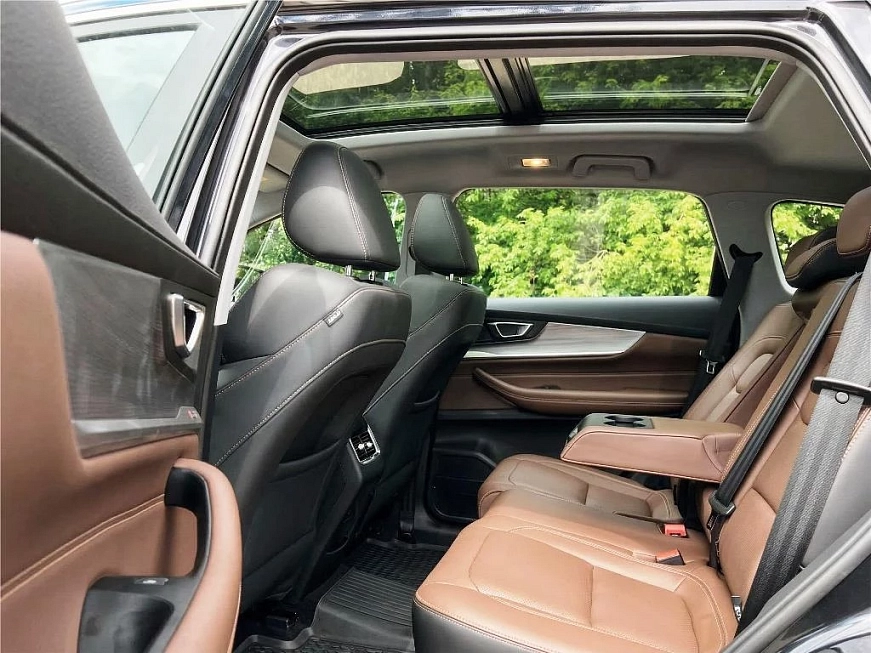 Chery Tiggo 8 Pro Flagship  автомобиль в аренду