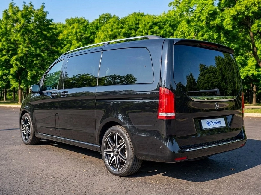 Mercedes V 250D L AMG rest. взять машину в аренду