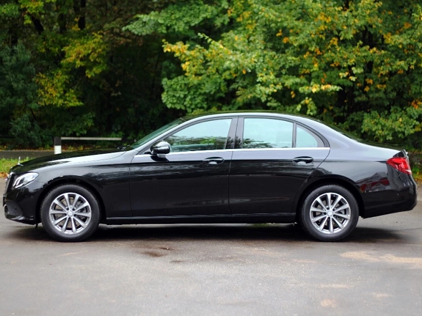 Mercedes E-class W213 напрокат