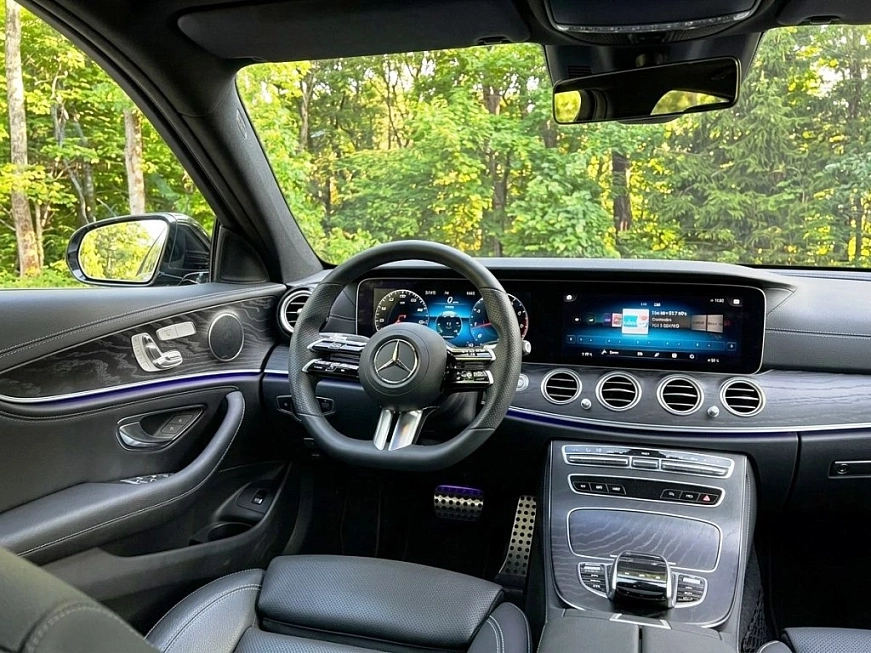 Mercedes E200 4MATIC AMG rest. прокат