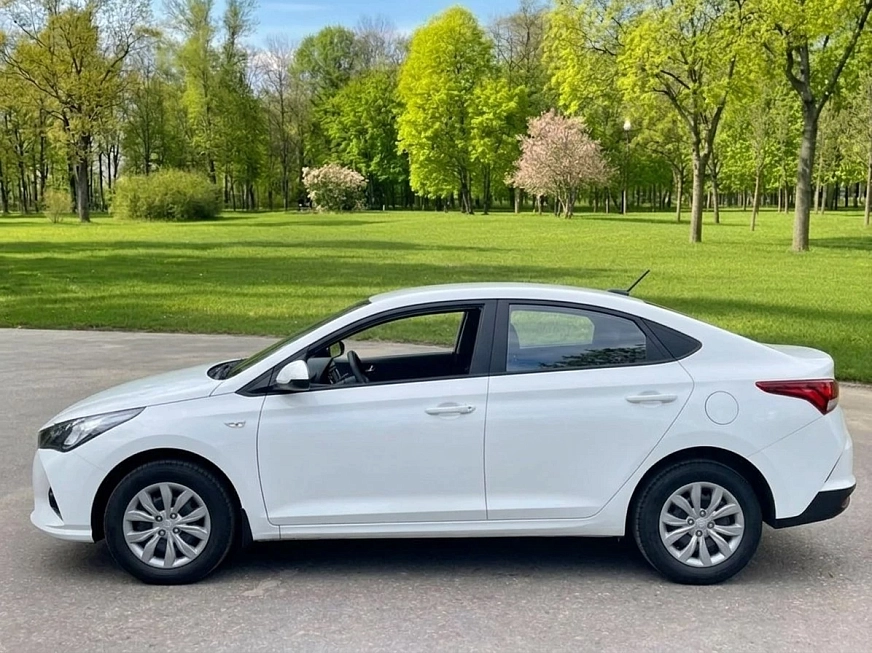 Hyundai Solaris II 1.6 rest. напрокат