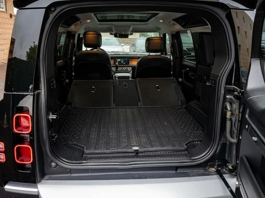 Land Rover Defender автомобиль в аренду