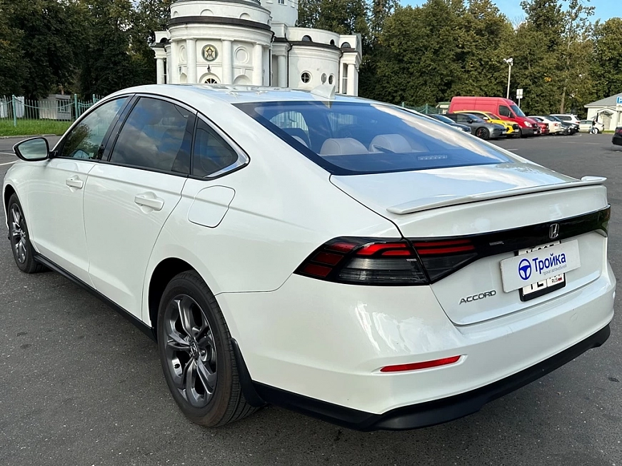 Honda Accord XI взять машину в аренду