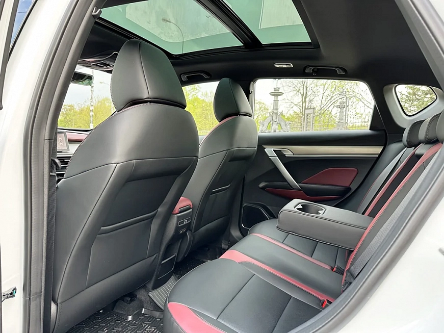 Geely Coolray Flagship цена аренды