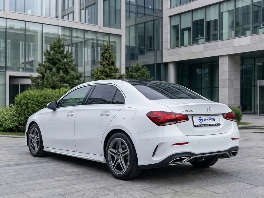 Mercedes A180  напрокат