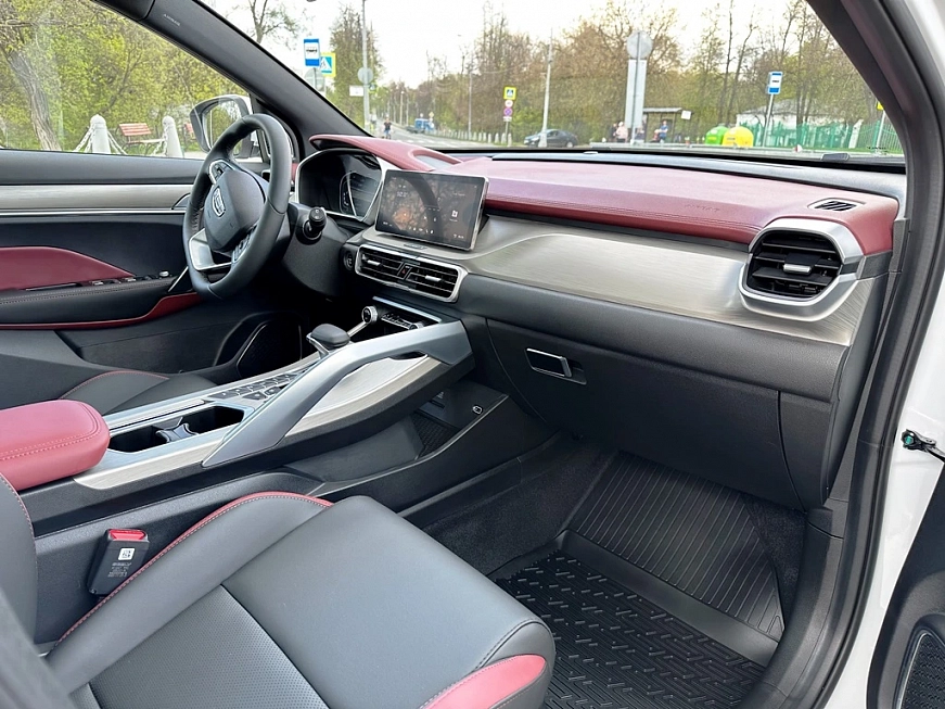 Geely Coolray Flagship напрокат