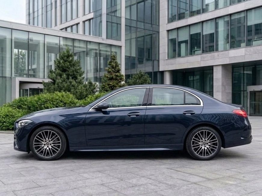 Mercedes C-class W206 напрокат