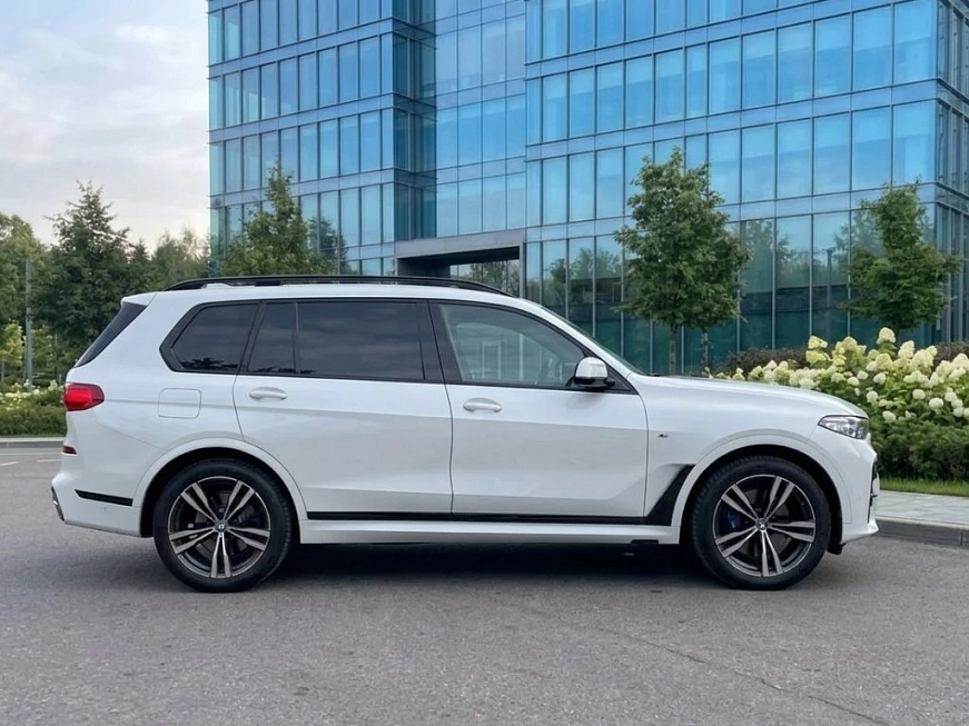 BMW X7 M Sport Pro напрокат