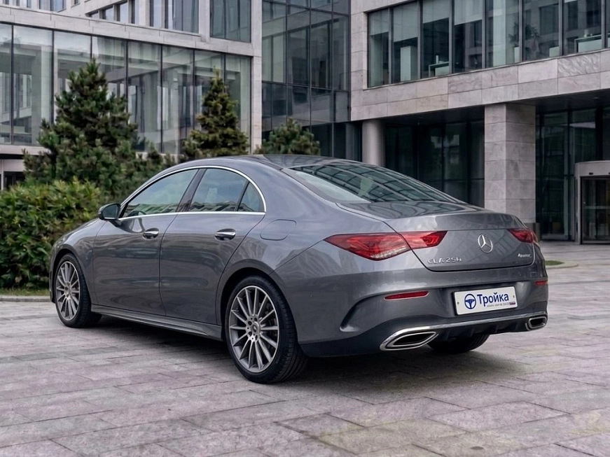 Mercedes CLA 250 Sport 4MATIC взять машину в аренду