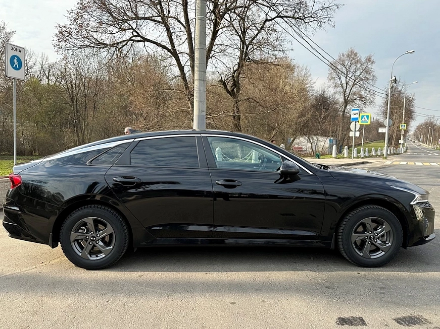 Kia K5 2.0   автомобиль в аренду