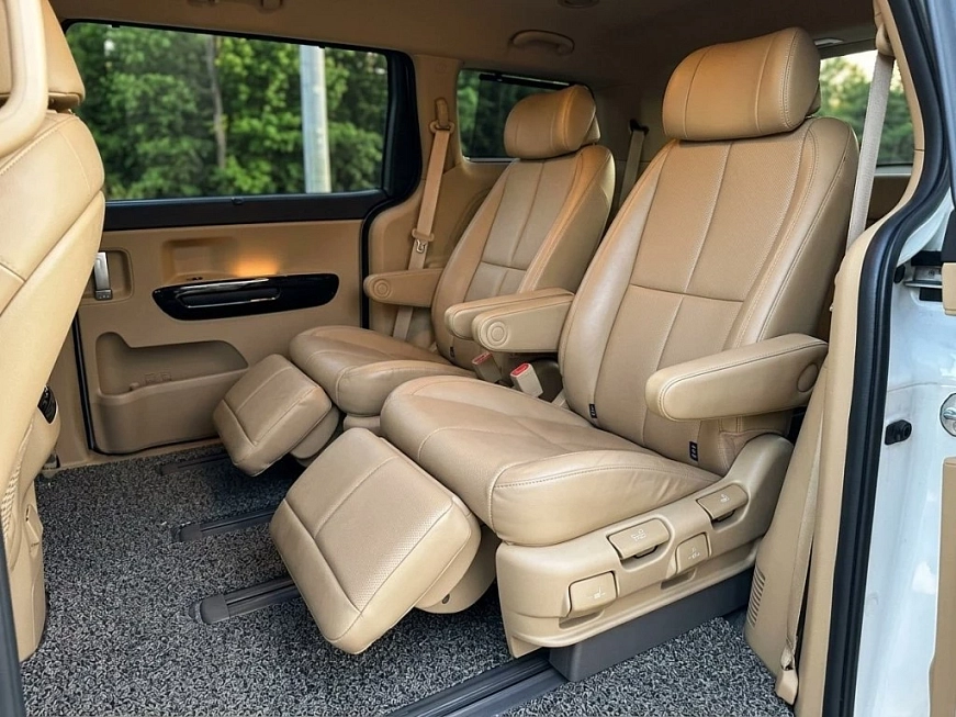 KIA Carnival III 7 мест  цена аренды