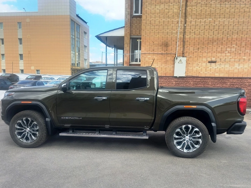 GMC Canyon III напрокат