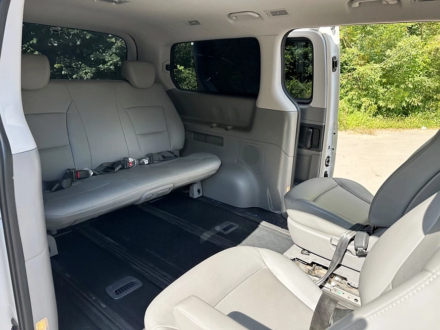 Hyundai Grand Starex 7 мест 4x4 напрокат