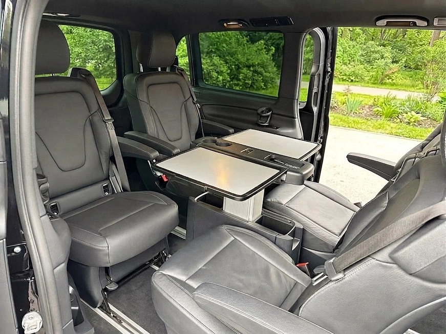 Mercedes V 250D L AMG rest. напрокат