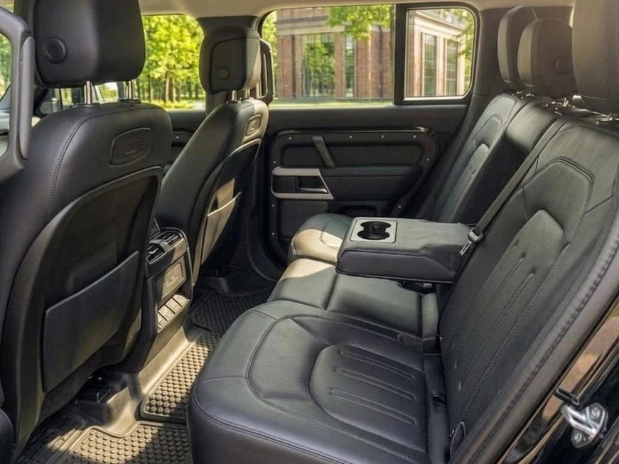 Прокат Land Rover Defender в Москве