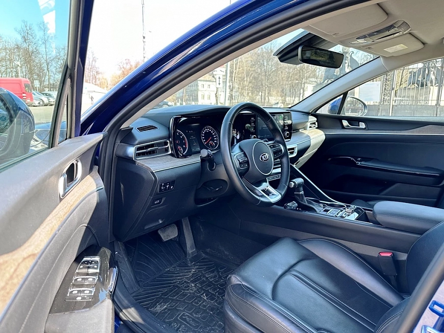 Kia K5 2.0   цена аренды