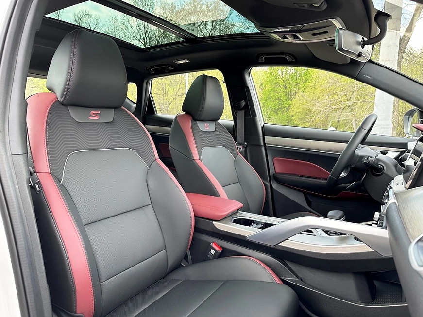 Geely Coolray Flagship автопрокат