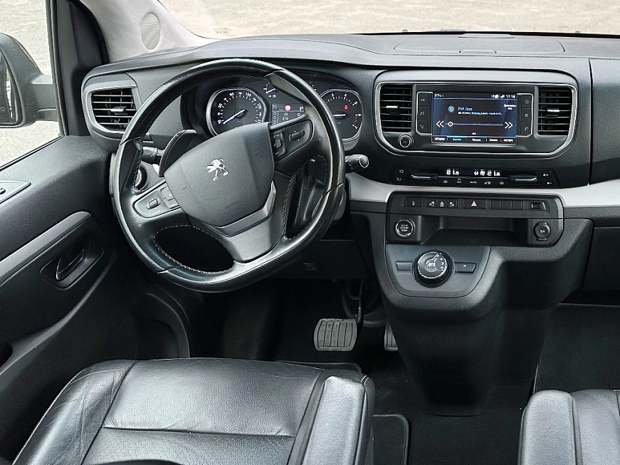 PEUGEOT Traveller  аренда в Москве