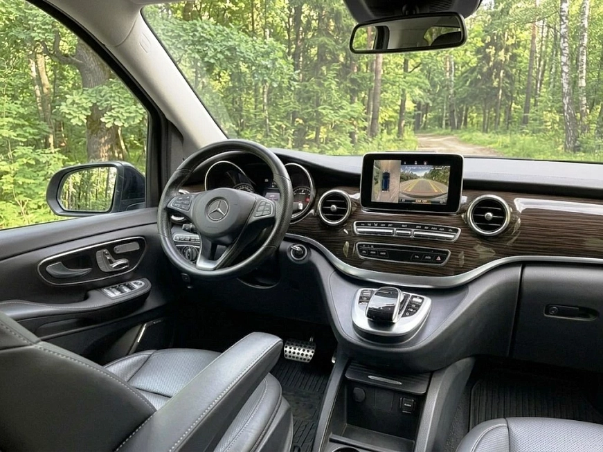 Mercedes V 250D L AMG rest. автомобиль в аренду