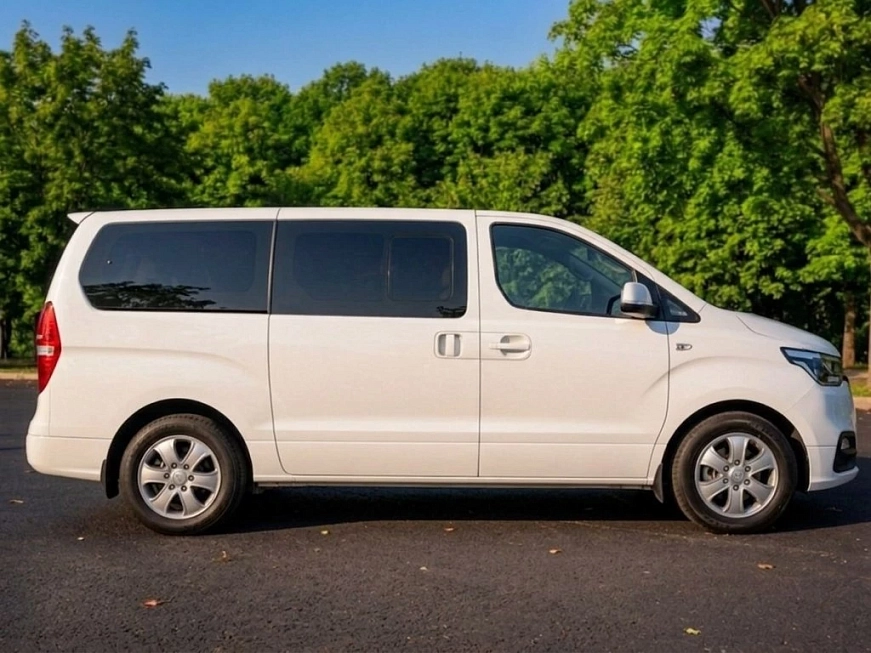 Hyundai Grand Starex 7 мест 4x4 взять машину в аренду