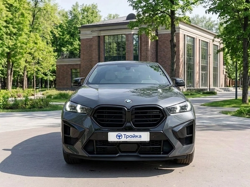 BMW X6 30d  взять машину в аренду